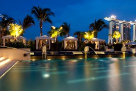 singapore-outdoor-swimming-pool-night-1