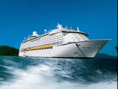 Royal Caribbean, Mariner ExteriorWake